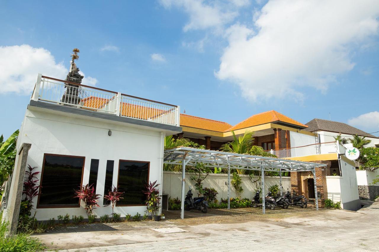 Frangipani House And Spa By Ecommerceloka Canggu Екстериор снимка