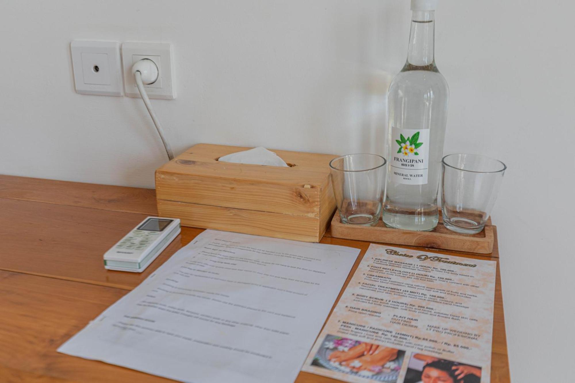 Frangipani House And Spa By Ecommerceloka Canggu Екстериор снимка