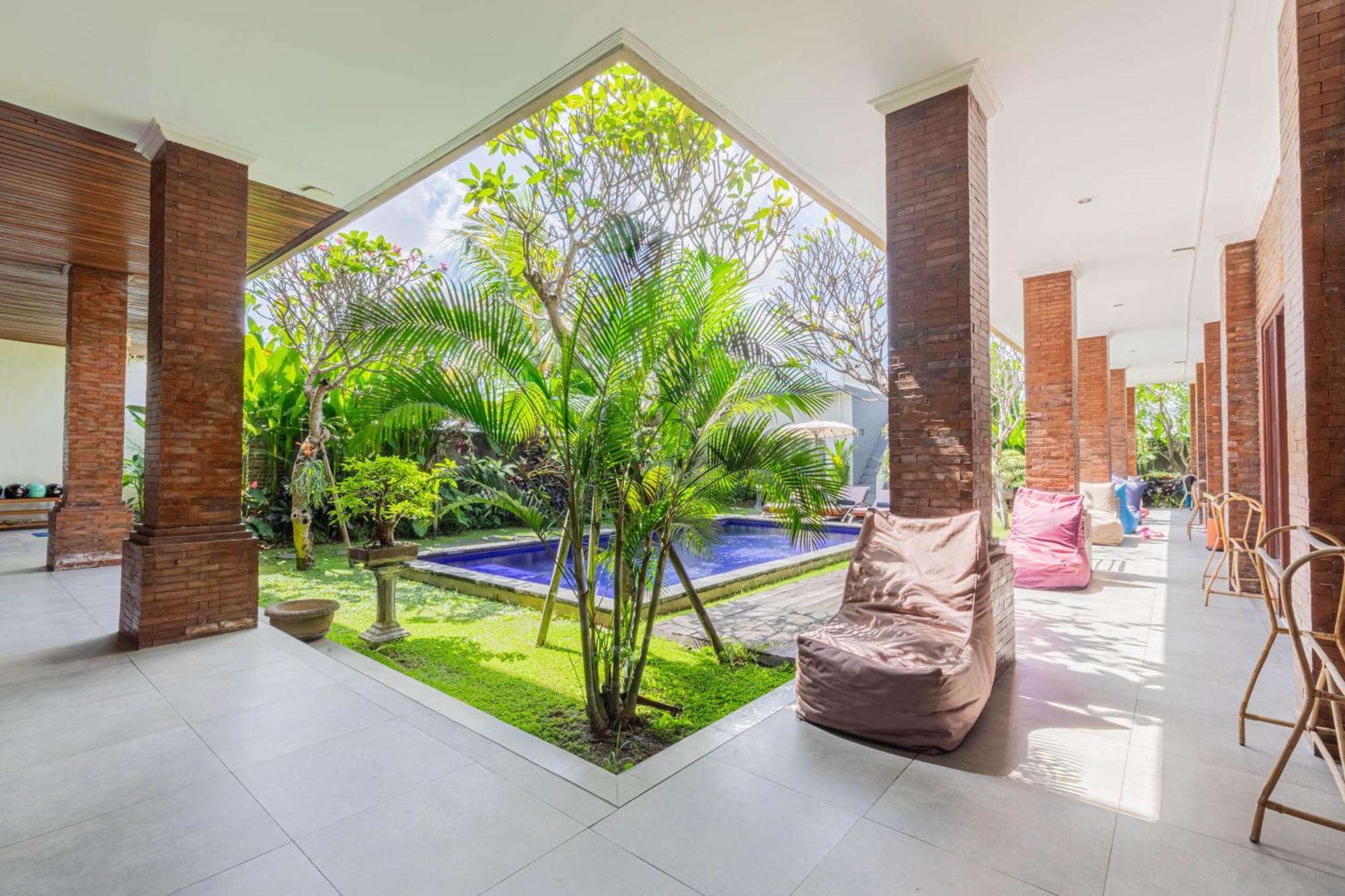 Frangipani House And Spa By Ecommerceloka Canggu Екстериор снимка